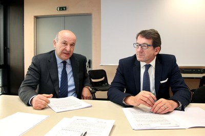 Da sinistra: Carlo Alberto Roncarati, Presidente Unioncamere ER - Gian Carlo Muzzarelli, Assessore Attività Produttive Regione ER