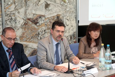 Da sinistra: Ugo Giradi, Segretario Generale Unioncamere ER - Giovanni Casadei Monti, Direttore Eurosportello Ravenna 