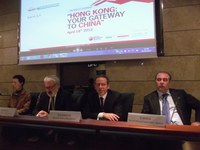 Hong Kong come porta verso la Cina