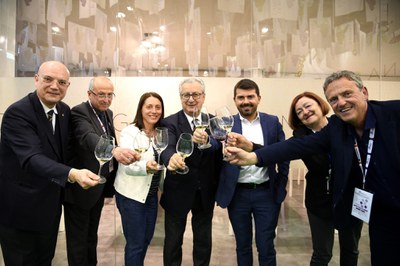 Tramonto_DiVino_ presentazione_Vinitaly (1).jpg